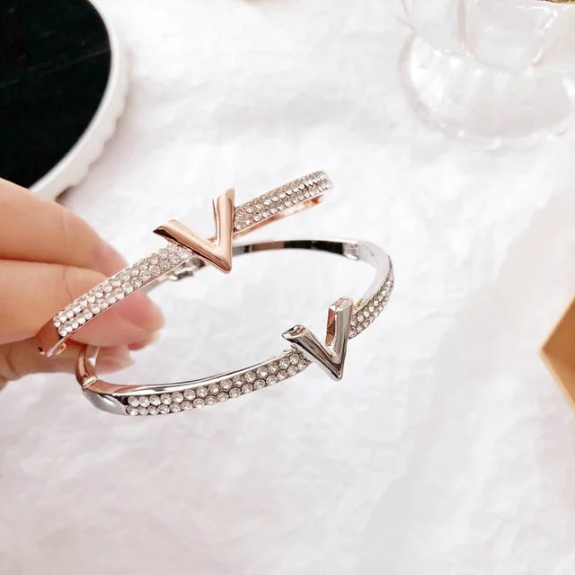 V Crystal with Rhinestone