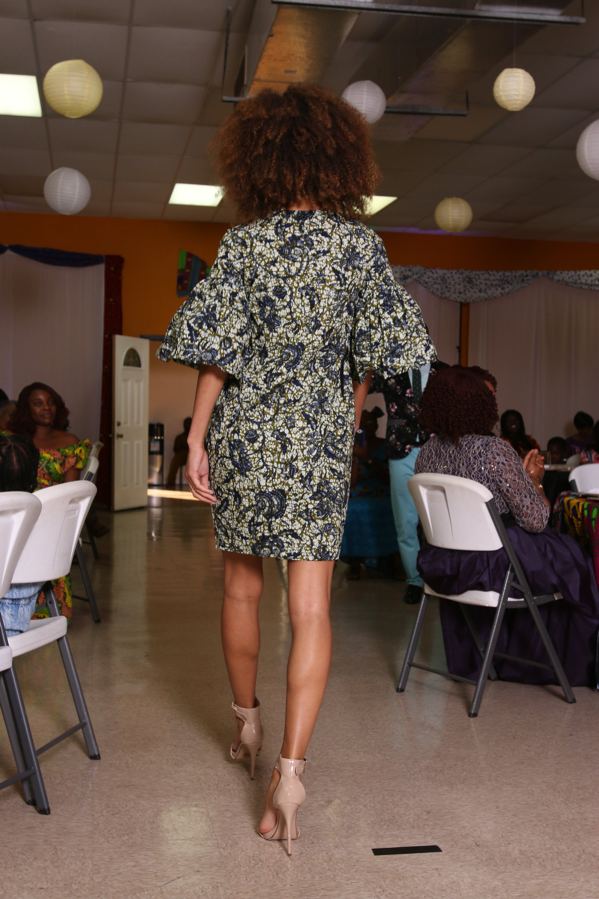 Eniola bell sleeves shift dress (Green/White)