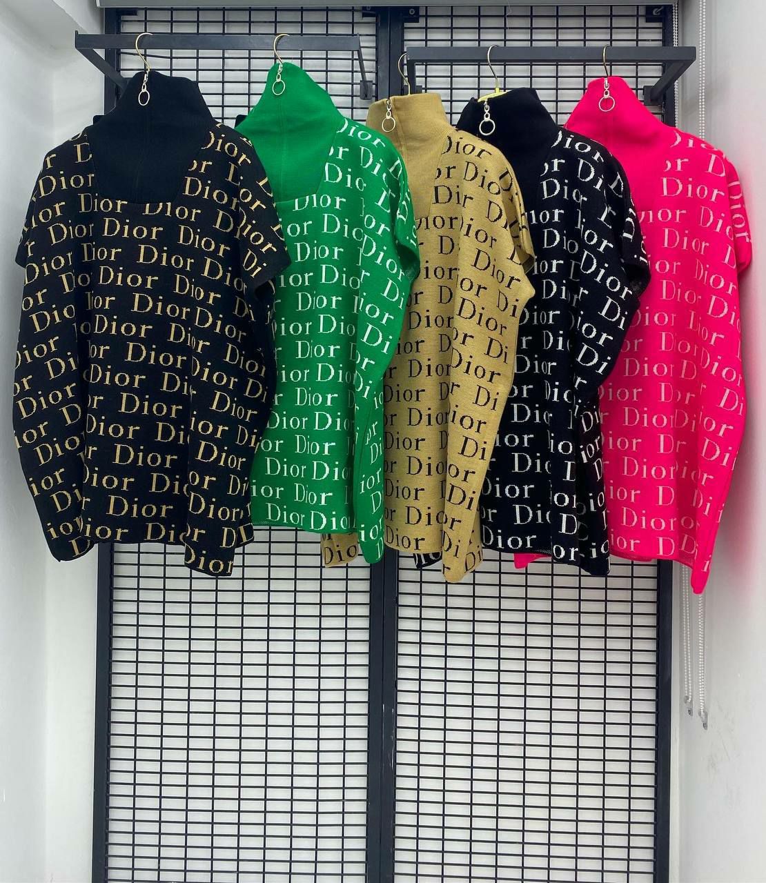 ZipUp Short Sleeve Knit Sweater