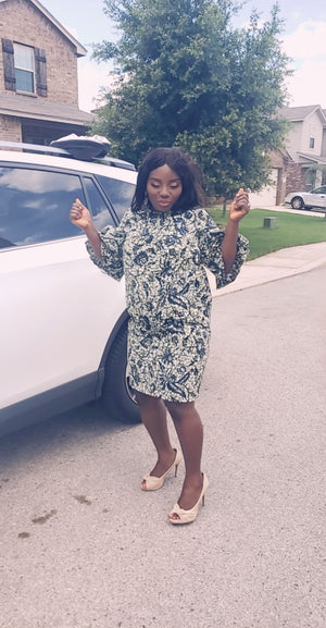 Eniola bell sleeves shift dress (Green/White)